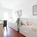 Apartment Imperium Trastevere Flat - 4-6 Pax, A-c, Panoramic View, 2 Baths *