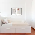 Imperium Trastevere Flat - 4-6 Pax, A-c, Panoramic View, 2 Baths Apartment *