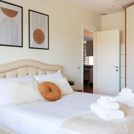 Imperium Trastevere Flat - 4-6 Pax, A-c, Panoramic View, 2 Baths