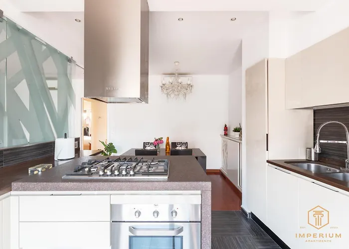 Apartment Imperium Trastevere Flat - 4-6 Pax, A-c, Panoramic View, 2 Baths