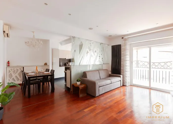 Imperium Trastevere Flat - 4-6 Pax, A-c, Panoramic View, 2 Baths Apartment *