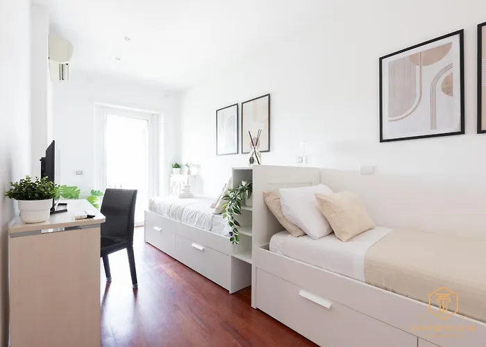 Apartment Imperium Trastevere Flat - 4-6 Pax, A-c, Panoramic View, 2 Baths *