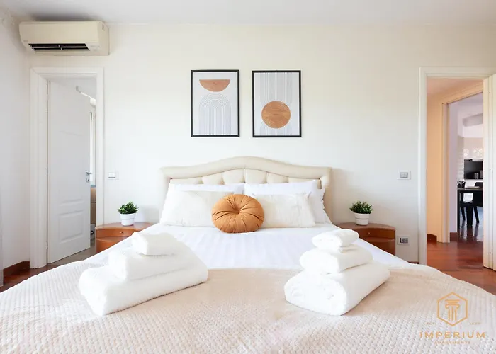 Imperium Trastevere Flat - 4-6 Pax, A-c, Panoramic View, 2 Baths Apartment Rome