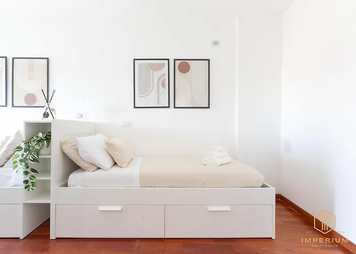 Imperium Trastevere Flat - 4-6 Pax, A-c, Panoramic View, 2 Baths Apartment *